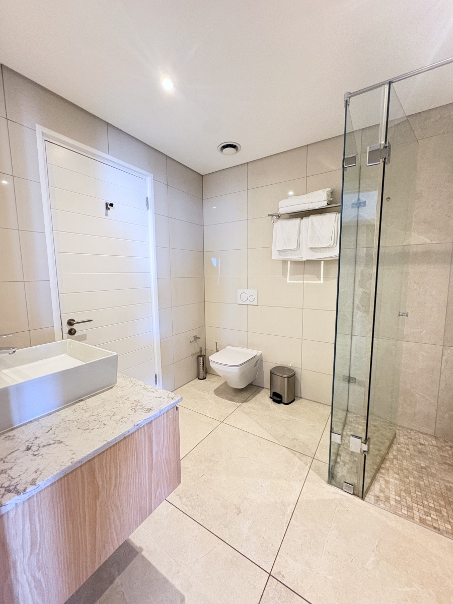 To Let 2 Bedroom Property for Rent in Sea Point Western Cape